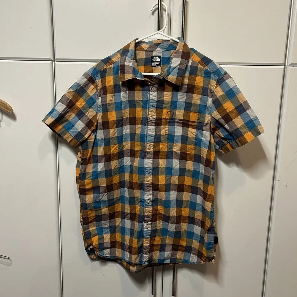 The North Face Mens XL Plaid Short Sleeve Button Down Shirt Blue Orange B725